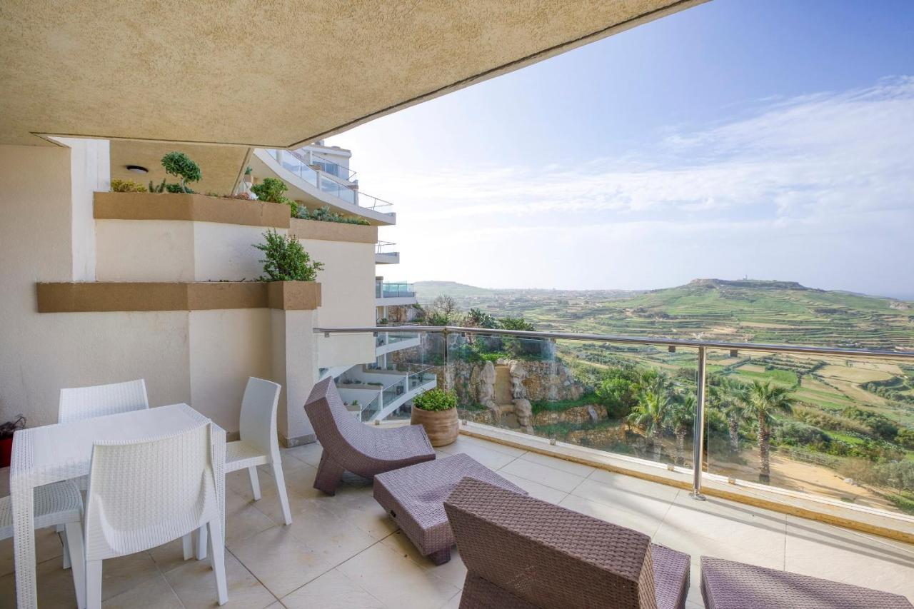 Apartment With Pool-Hosted By Sweetstay Zebbug  Exterior photo
