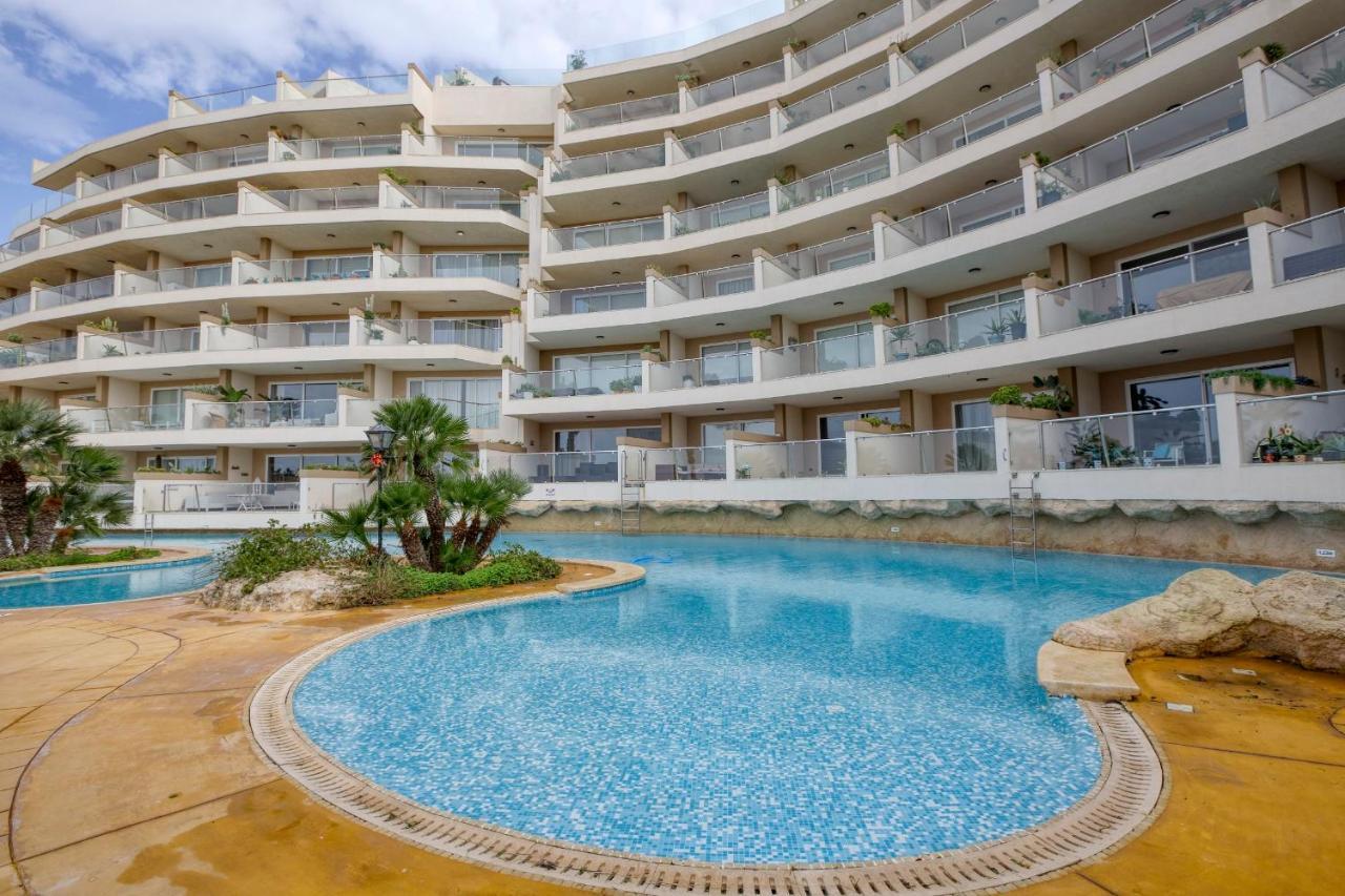 Apartment With Pool-Hosted By Sweetstay Zebbug  Exterior photo
